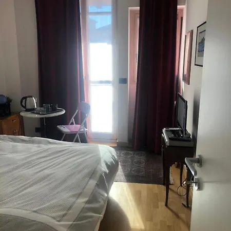 Maurizietta Privata Con Bagno Mc 3*